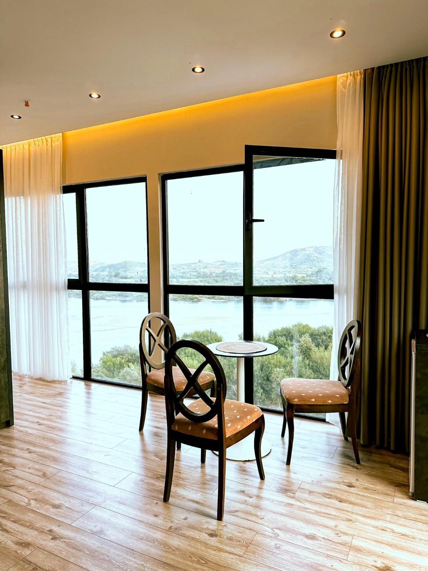 Hotel Iliria Canaj Exterior photo